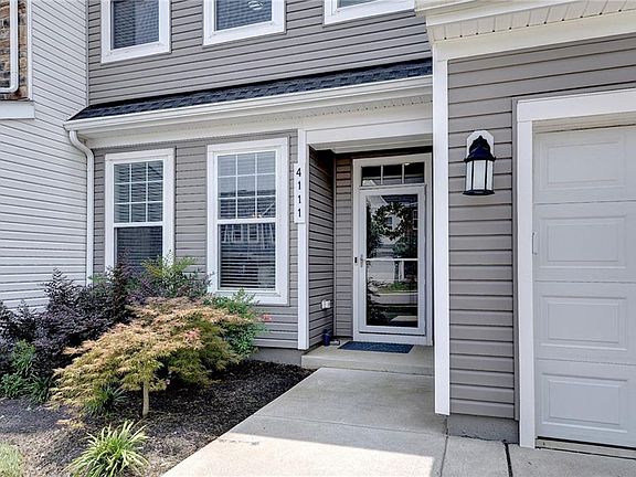 3rd image of 4111 Lord Dunmore Dr