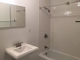 Rented by Alexander Bilu, LREB