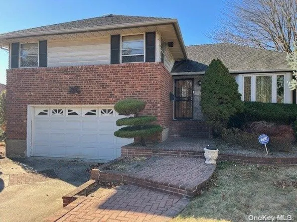 855 Baldwin Drive, Hempstead, NY 11590