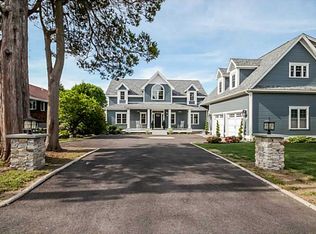 86 High St, Jamestown, RI 02835