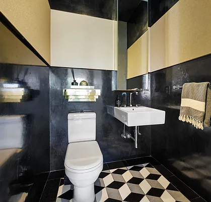 Sold by Compass | media 14