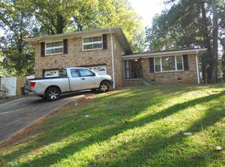 2494 Glenrock Dr, Decatur, GA 30032