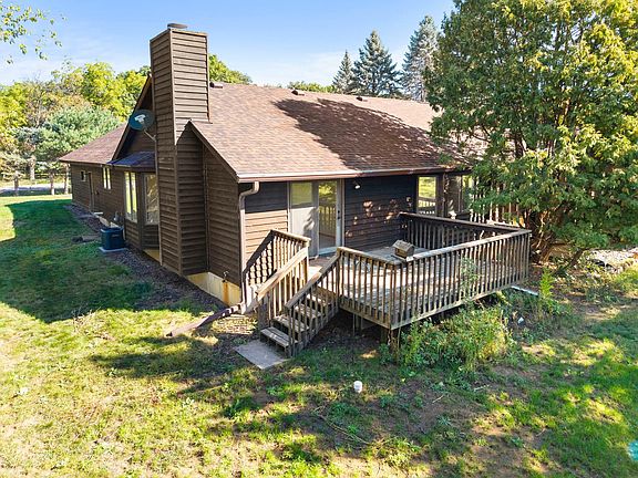 3rd image of 13221 285th Ave NW