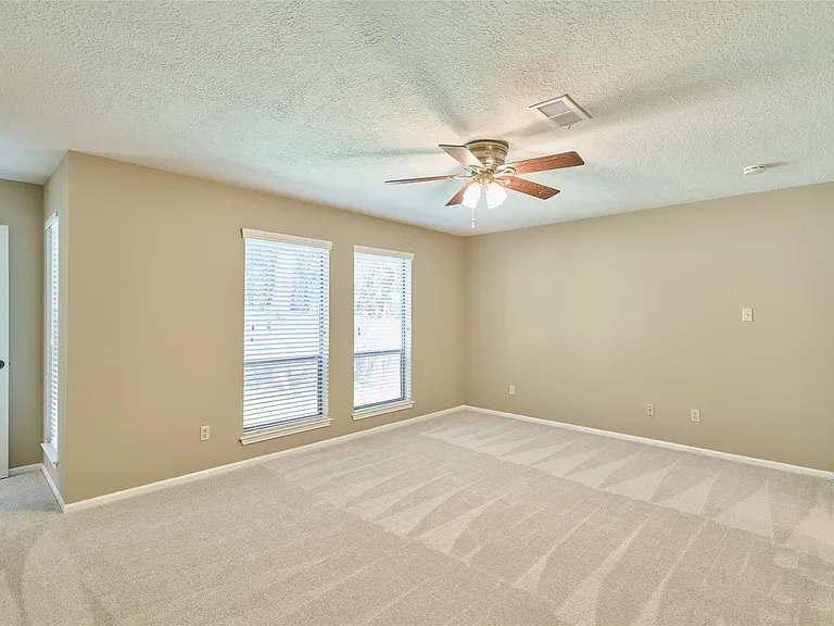 80 Rolling Hills Dr — Photo 26