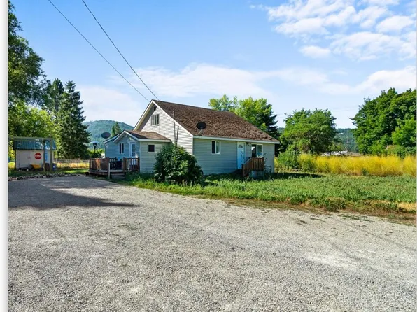 101 New St, Pinehurst, ID 83850