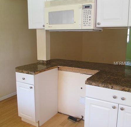 5th image of 5379 Knollwood Pl