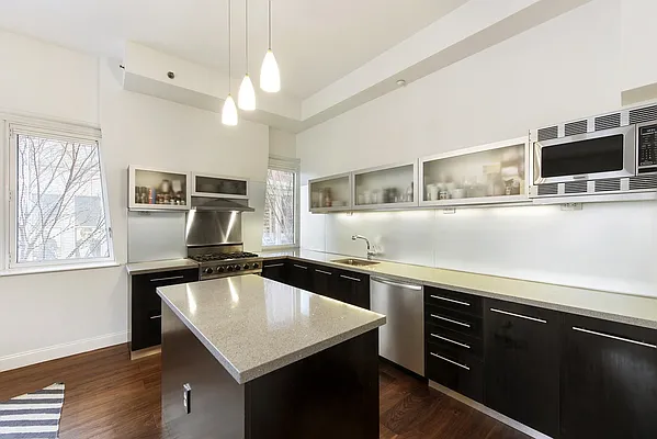 Sold by Nest Seekers International | media 5