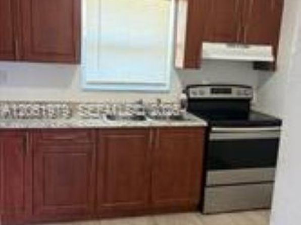 1440 SW 41st Ave #1-2