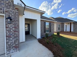 816 Venecia Dr, Bossier City, LA 71111