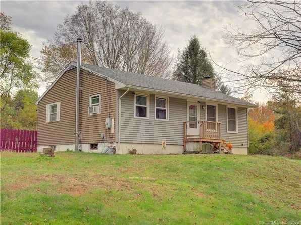 28 Swantown Road, Preston, CT 06365