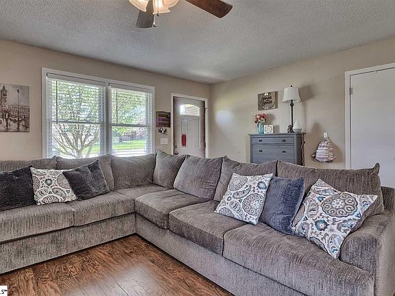 5th image of 224/226 Devonwood Ct
