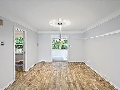 24119 Woodway Rd photo 1