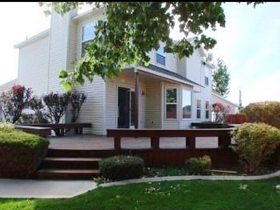 3rd image of 1285 Pebblecreek Ct