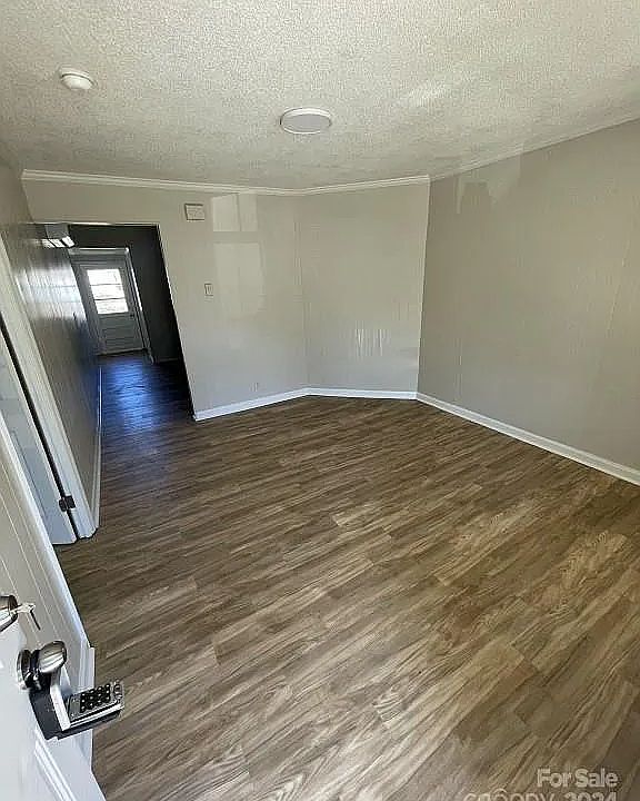 1st image of 225 E Sharpe St #B