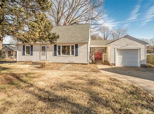 2612 W Randolph St, Saint Charles, MO 63301