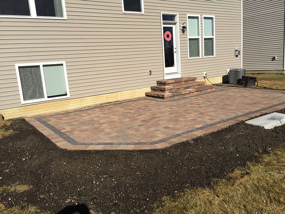 2nd image of 305 McElhinny Ln