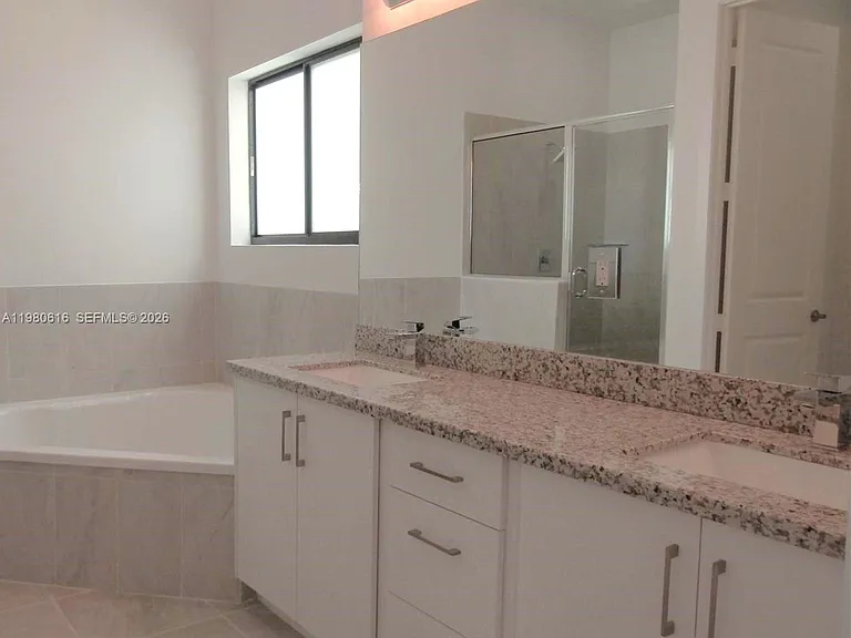 11998 SW 232nd St — Photo 16