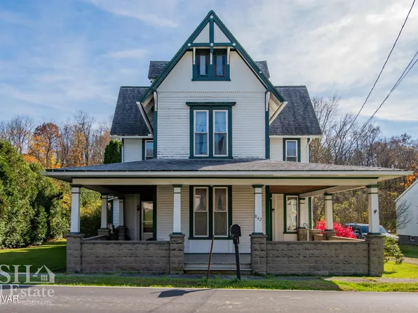 842 Long Run Rd, Mill Hall, PA 17751