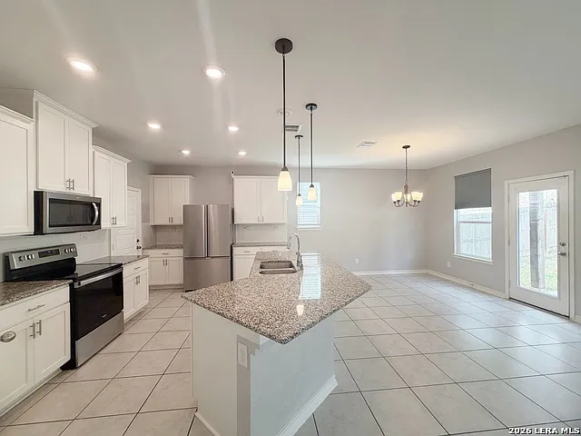 631 Anthem Ln — Photo 9