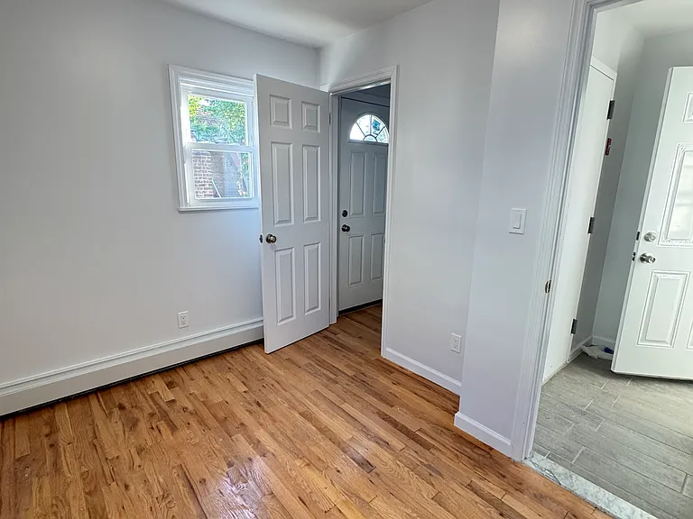 34 Seafoam St — Photo 9