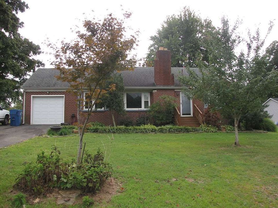 1st image of 501 Greenhill Dr