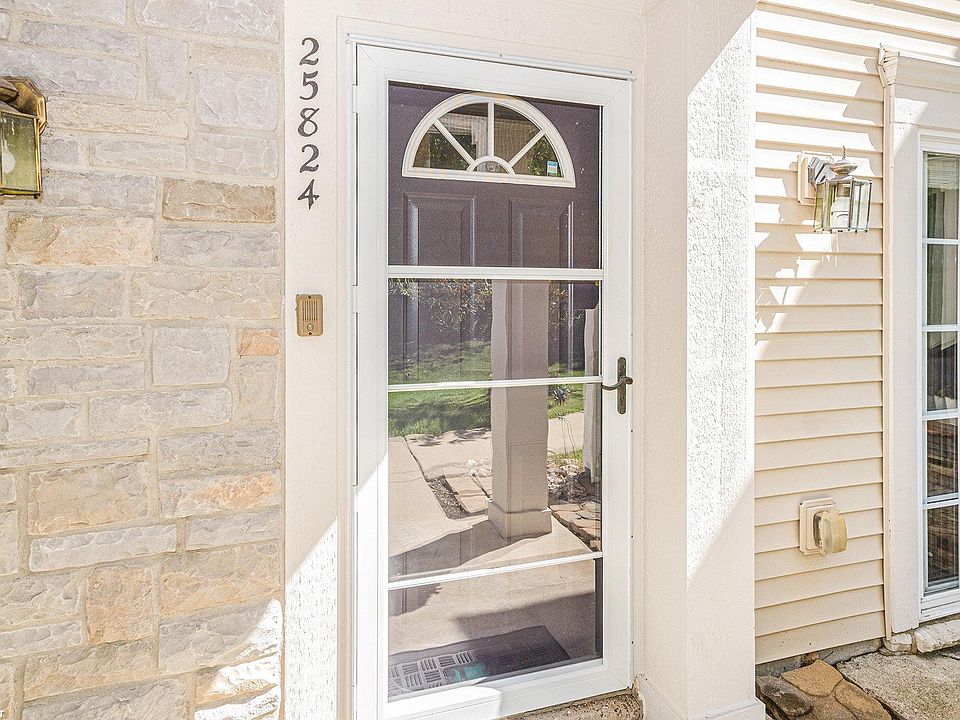 1st image of 25824 Maritime Cir S