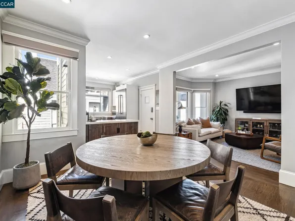 2036 Greenwich St, San Francisco, CA 94123