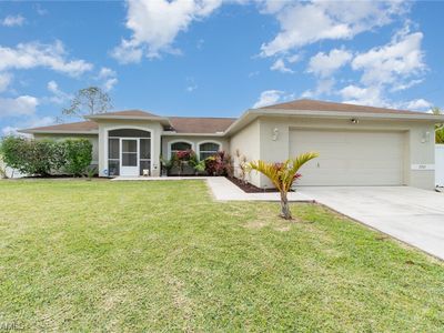 2705 6th St W, Lehigh Acres, FL, 33971
