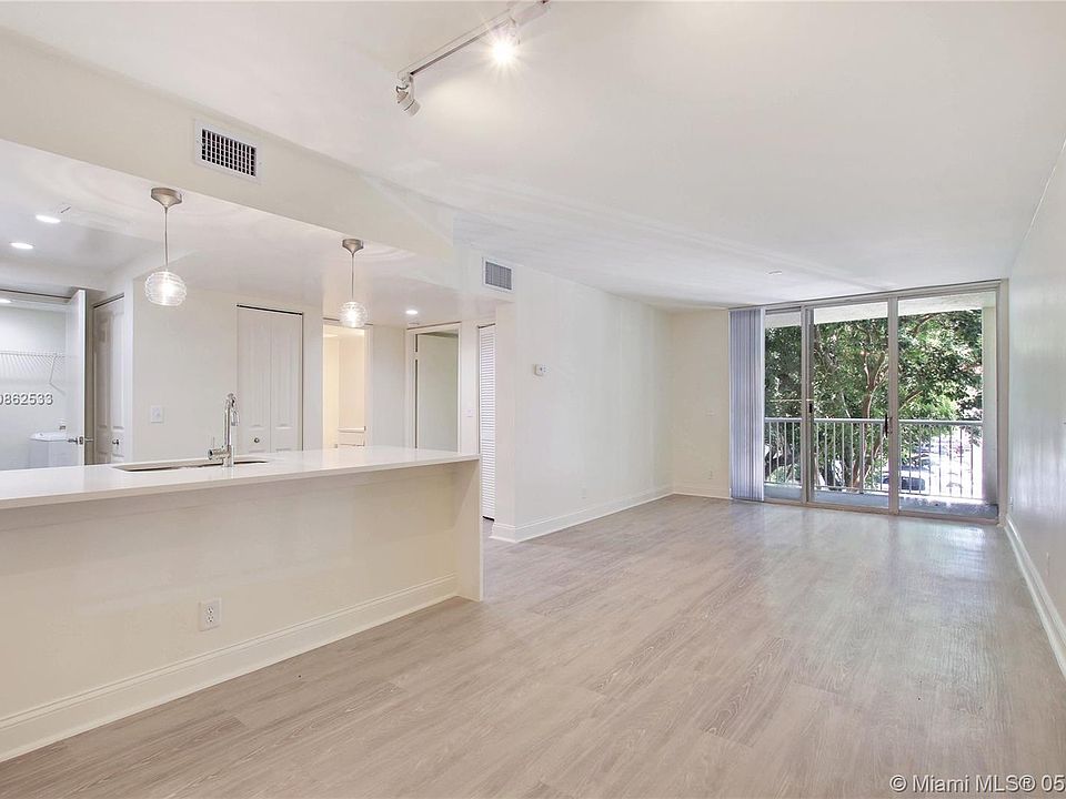 1st image of 3601 NE 207th St #4207