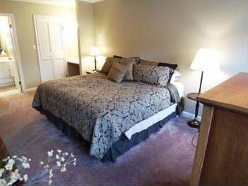 5th image of 1697 Walnut Ln #19