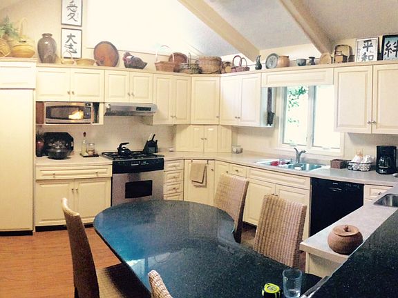 2nd image of 1313 McDowell Dr