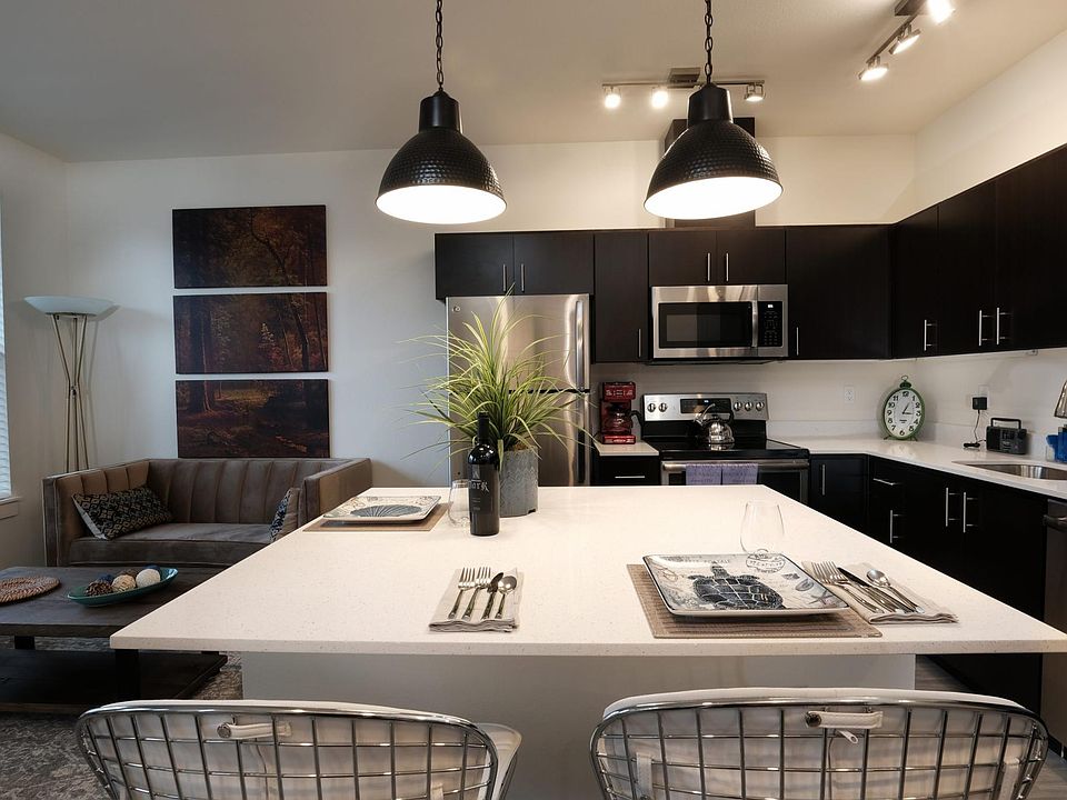 1st image of 2650 NW Elm Ave #2652