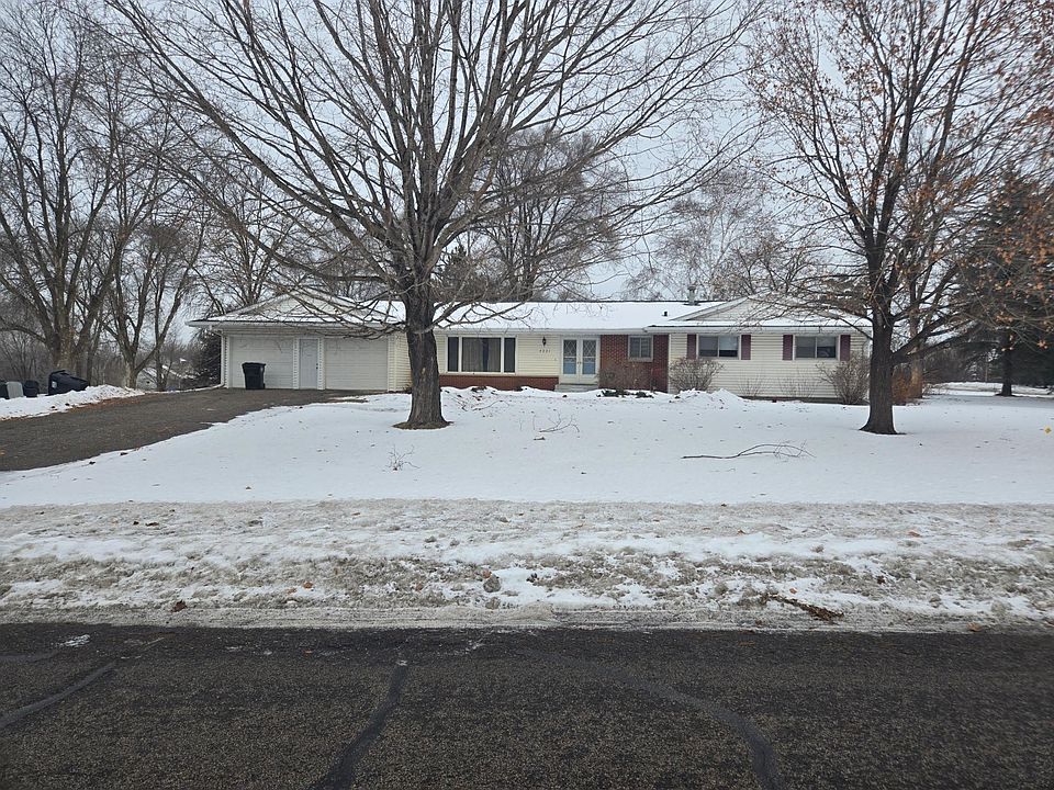 1st image of 6221 153rd Ln NW