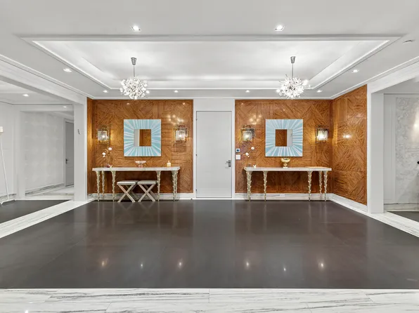 535 West End Avenue image 7 of 28