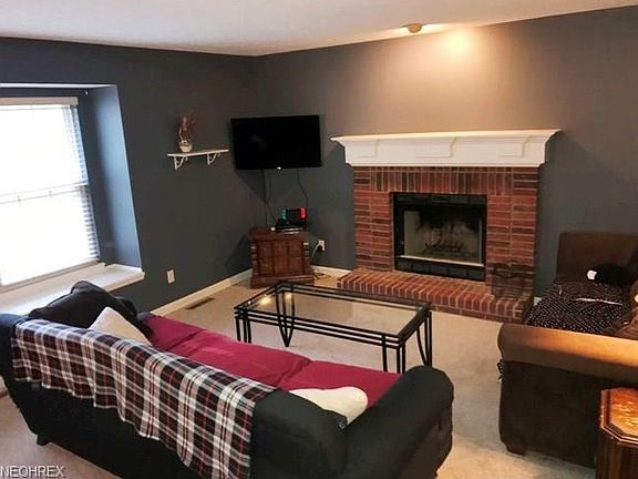 2nd image of 5285 Grand Canyon Dr