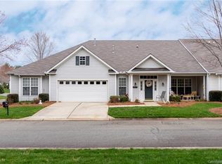 6215 Half Dome Dr, Charlotte, NC 28269