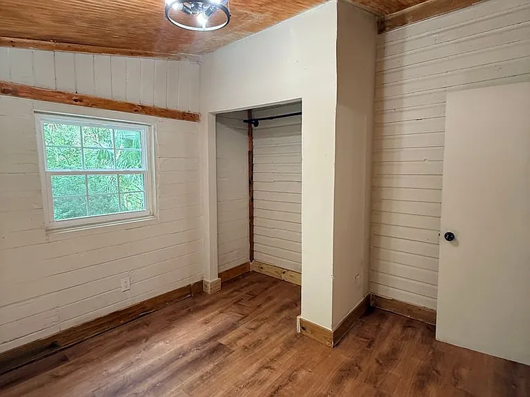 1229 NE 3rd Ave — Photo 29