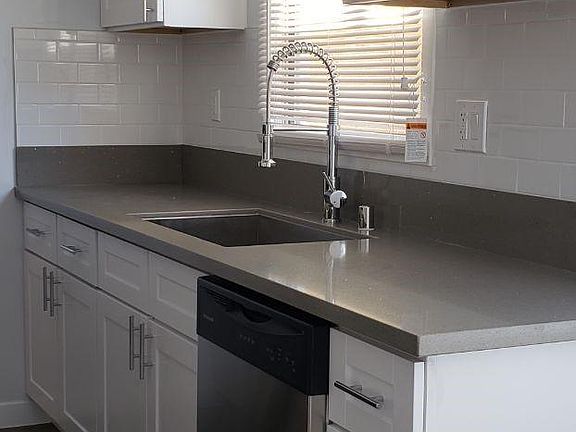2nd image of 1417 17th St APT C