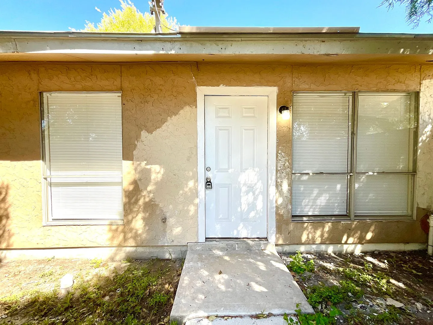 Single-Story Home in Converse Central Air, Fenced Yard & W/D Connections! — Photo 2