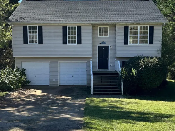 5694 Cottage Ln, Clermont, GA 30527