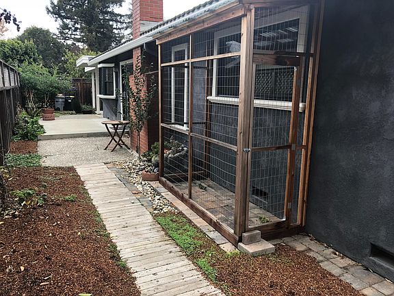 3rd image of 974 E Evelyn Ave