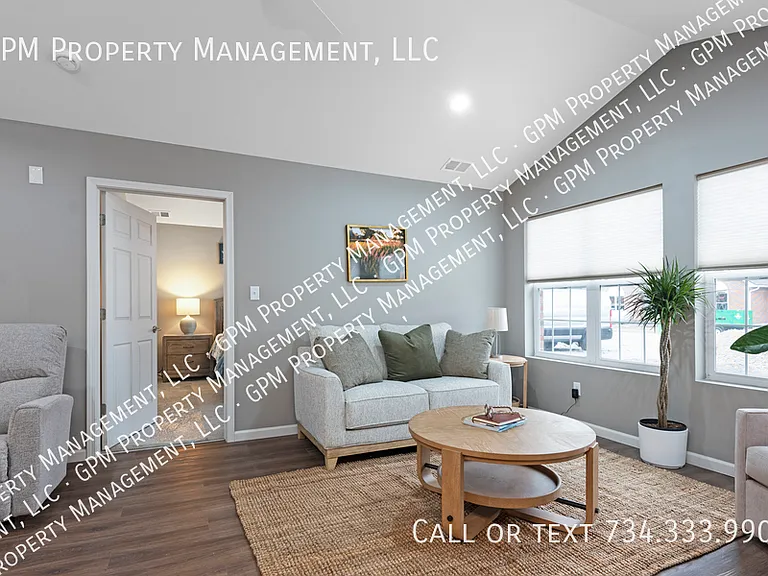 24538 Brookwood — Photo 4