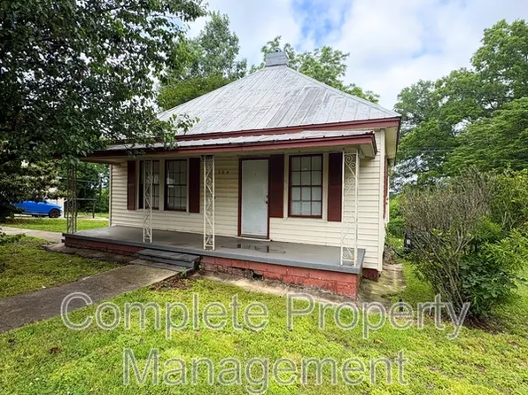 704 Avenue I, Bessemer, AL 35020