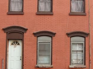 22 Eagle St, Newark, NJ 07102