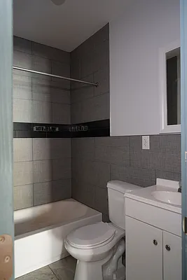 Rented by WaterStone Group, LLC | media 9