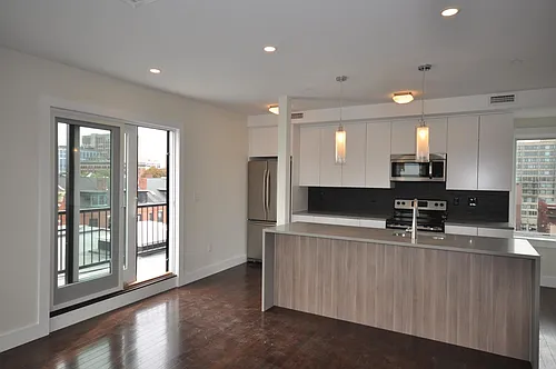 659 Massachusetts Ave #9 Photo 1
