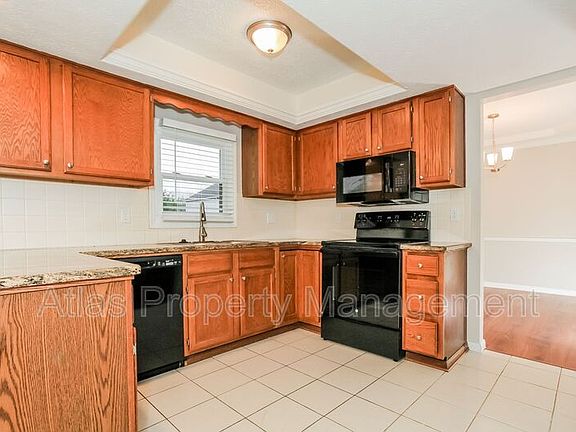5th image of 11634 Stonecreek Dr NW