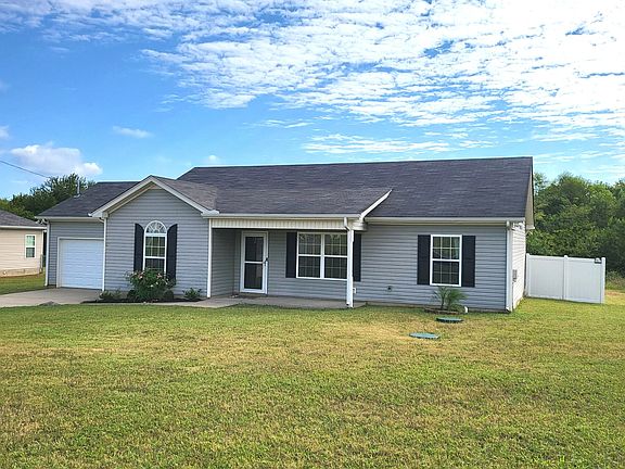 2nd image of 1401 Bairdscorner Dr