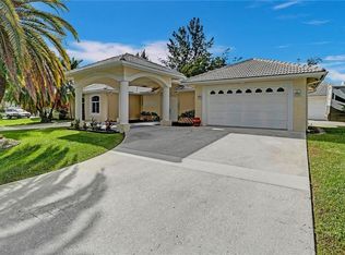 2131 SW 113th Ave, Davie, FL 33325