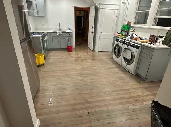 685 Washington Ave #1, Albany, NY 12206